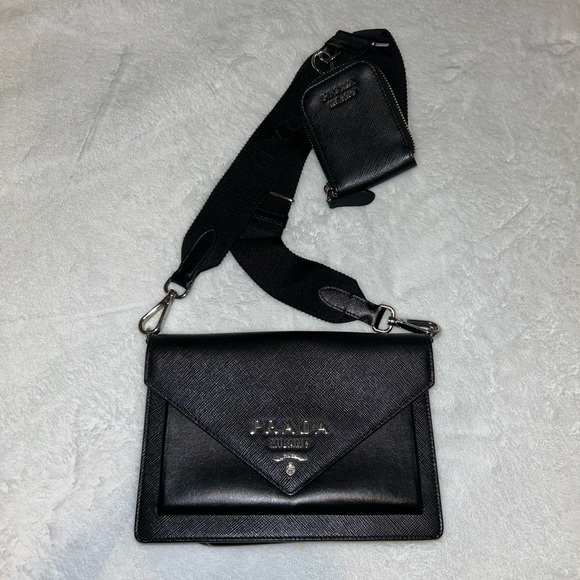 Prada Saffiano Leather mini envelope bag. - Picture 5 of 17